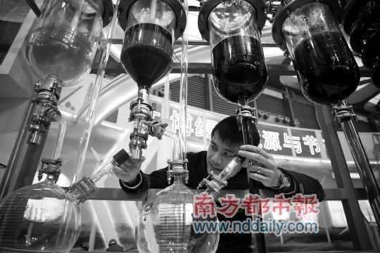 甲醇汽油试点首航 国标欲出